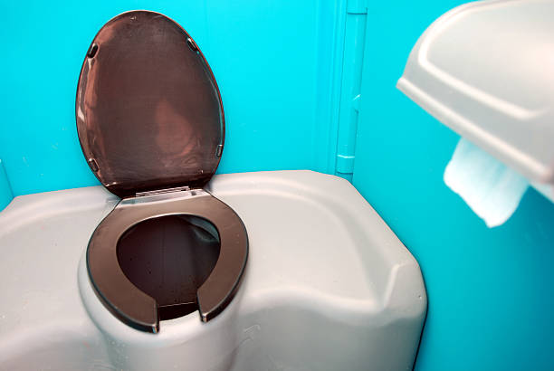 Best Porta potty rental near me  in Cedar Hill, MO