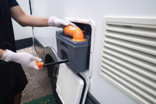Portable Toilet Options We Offer in Cedar Hill, MO