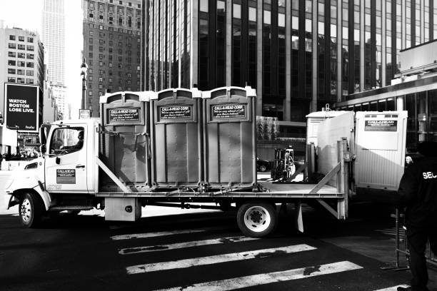 Best Portable restroom trailer rental  in Cedar Hill, MO